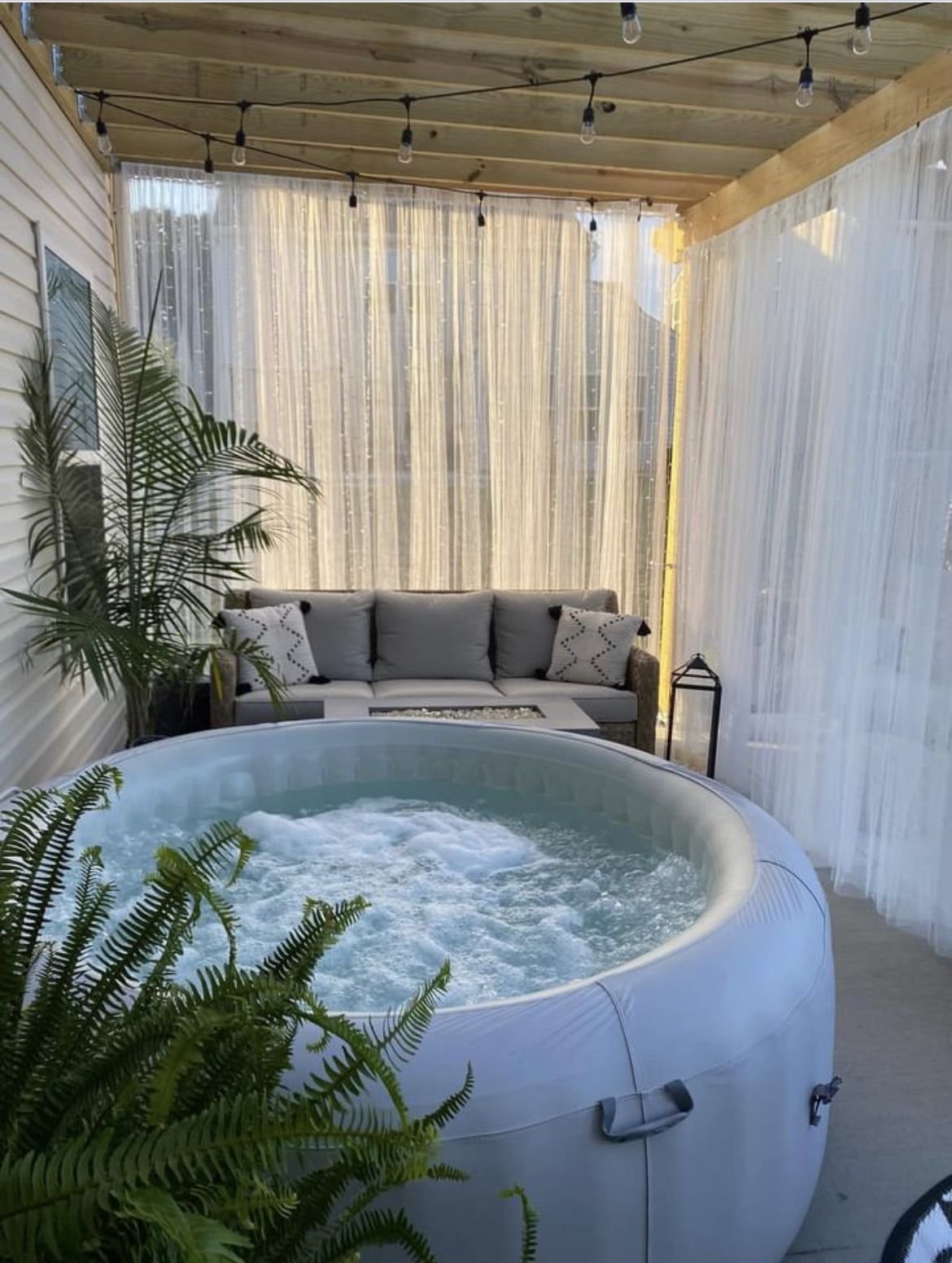 Outdoor Jacuzzi
