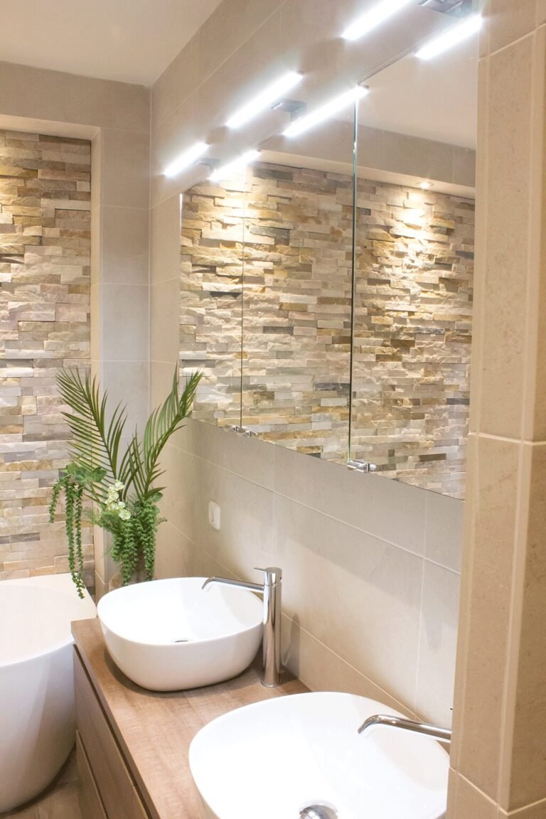 Bathroom Mirror Ideas That Transform Your Whole Room